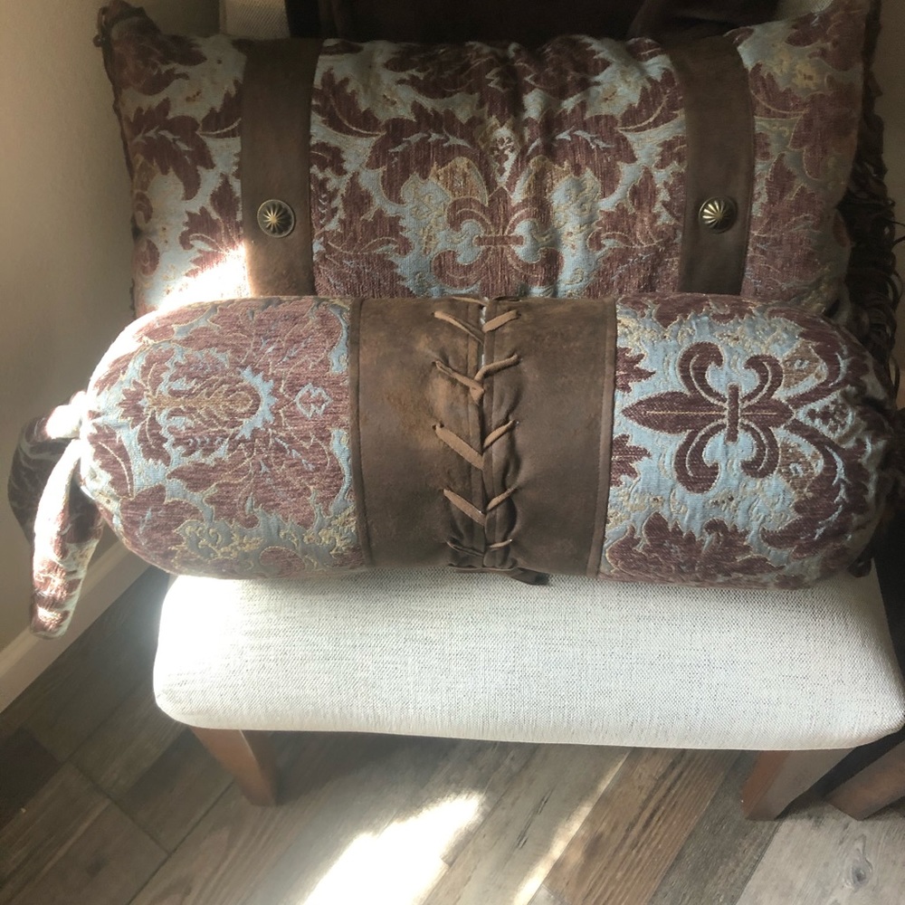 Decorative Pillows